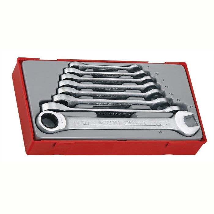 Teng Tools Ratcheting Combination Spanner Set 8 Pieces with grey and red carry case, on a white background